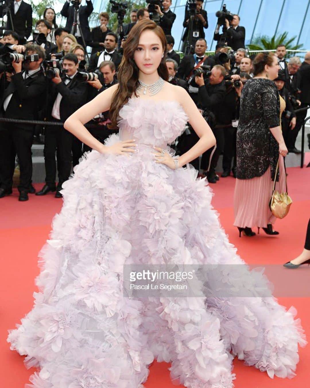 ジェシカのインスタグラム：「#JessicaJung 71st Cannes Film Festivals at Palais des Festivals」