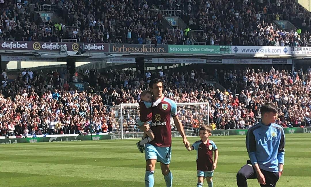 ジャック・コークさんのインスタグラム写真 - (ジャック・コークInstagram)「Thanks everyone @burnleyofficial for the season! Have a good summer and see you next year 👍」5月16日 20時01分 - jack_cork