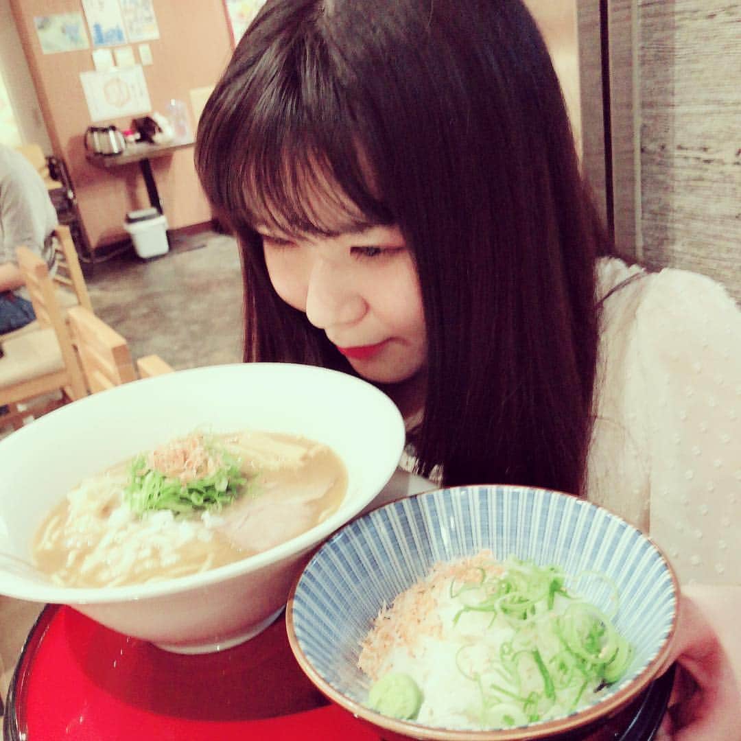のインスタグラム：「#ラーメン女子 #ラーメン #飯テロ #アイドルです #アレアレア #立川 #welcome」