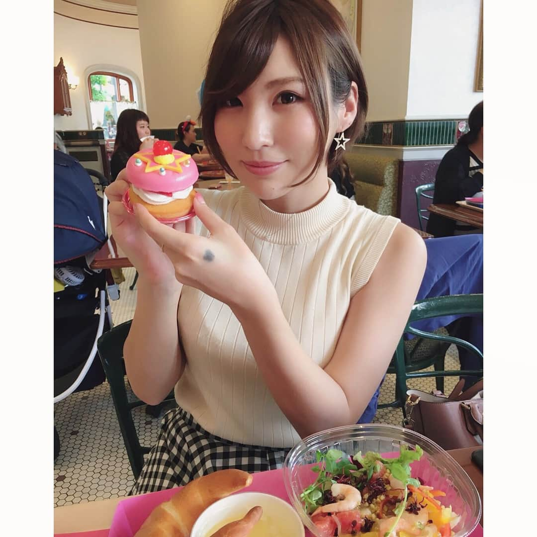 夏希みなみさんのインスタグラム写真 - (夏希みなみInstagram)「・ ・ セーラームーンランチ😋🍽 ・ ・」5月17日 17時12分 - 373_natsuki