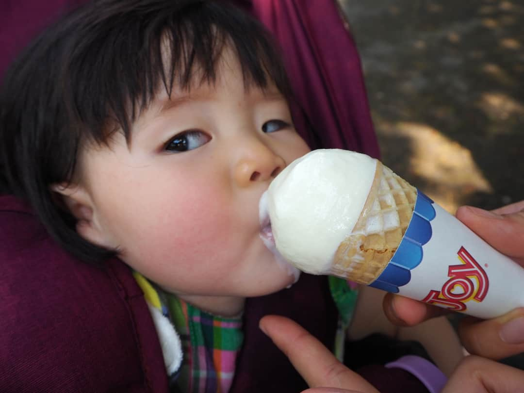 窪塚洋介さんのインスタグラム写真 - (窪塚洋介Instagram)「#yosukekubozuka "Central Park & Her first vanilla Ice Cream"」5月17日 21時24分 - yosuke_kubozuka