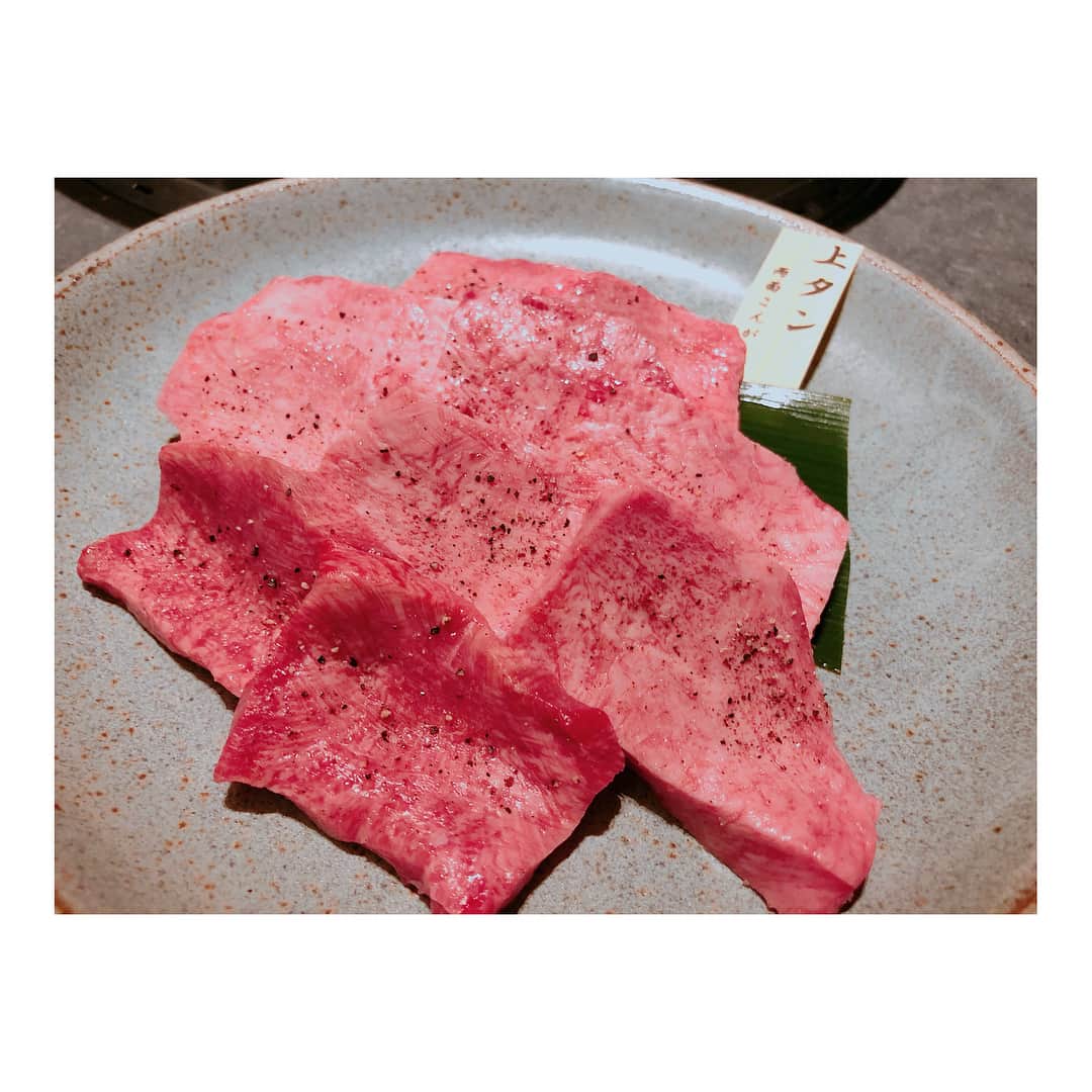 佐藤栞里さんのインスタグラム写真 - (佐藤栞里Instagram)「🍖🍖🍖 きょうのお肉シリーズです。 カリカリサムギョプサルに ピンク色のタン、 ほぼカロリーゼロだもんねとみんなで 言い聞かせながらたらふく食べたジンギスカン、、 (そんなはずはない🙅🏻‍♀️) 暑い日が続いているのでね、 みんなも元気が出るもの食べてね☺︎」5月17日 21時42分 - satoshiori727