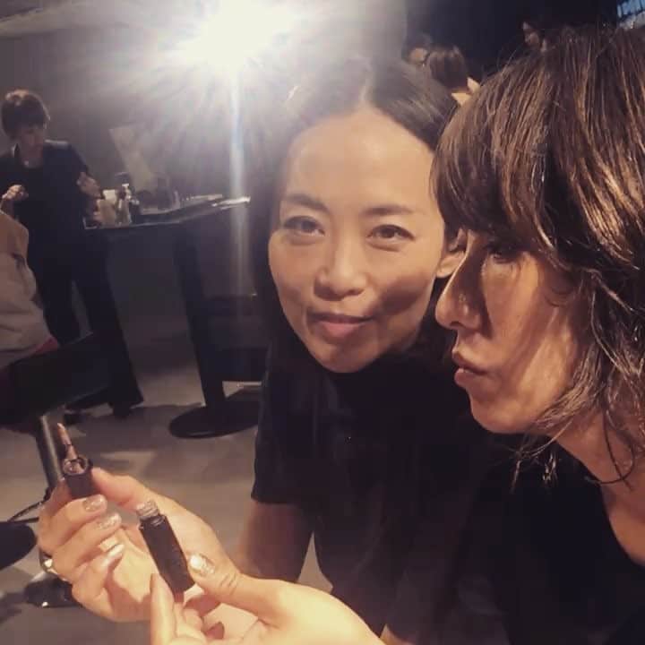 風間ゆみえのインスタグラム：「早く、秋になぁれ。  @celvoke.jp  2018 A/W新作発表会にて 明日から毎日メイクしたくなった☺️✨ @mikako888  @kayokohirao」