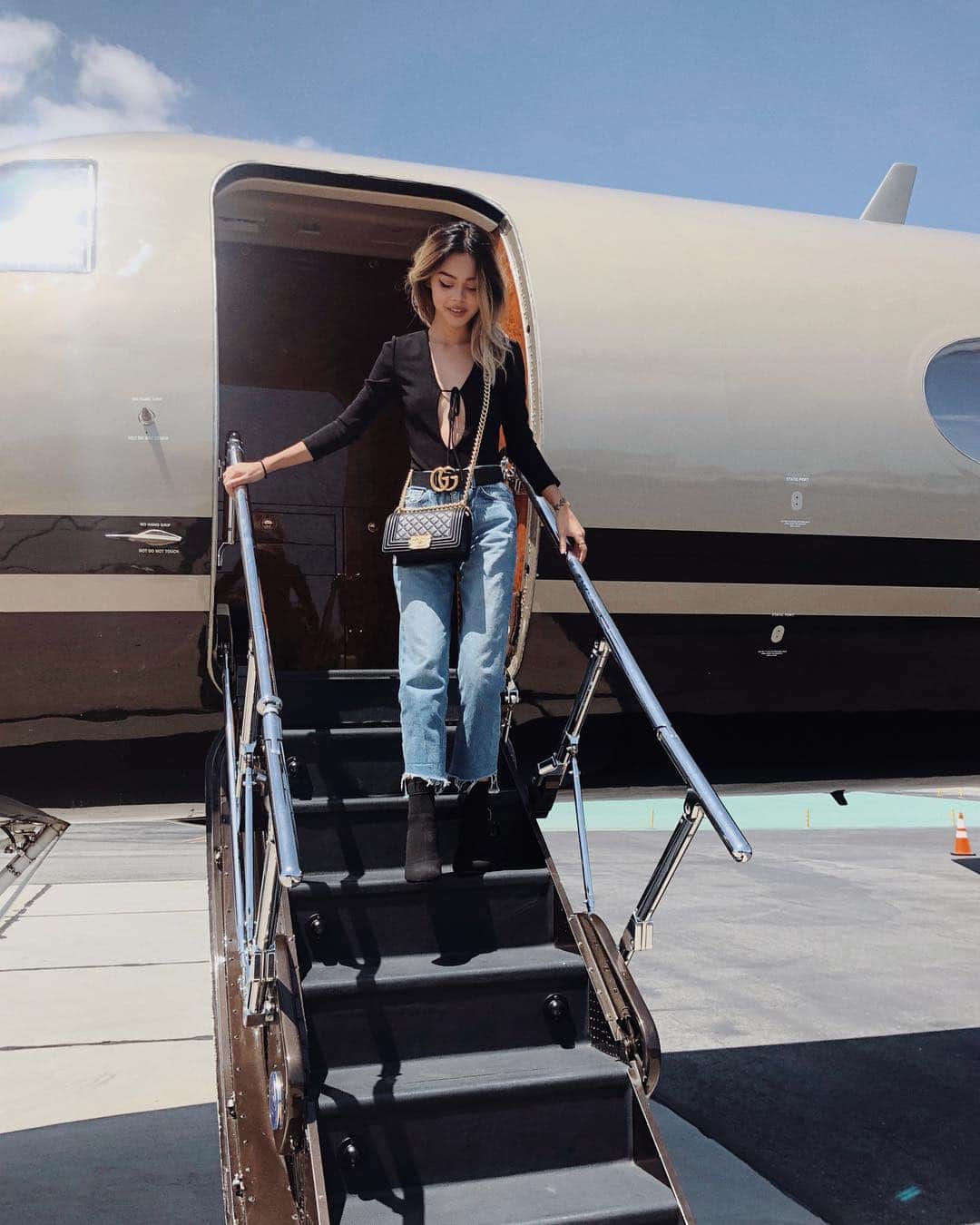 リリーマイマックさんのインスタグラム写真 - (リリーマイマックInstagram)「My first private jet experience! 🛩@revolve #revolvearoundtheworld」5月18日 21時53分 - lilymaymac