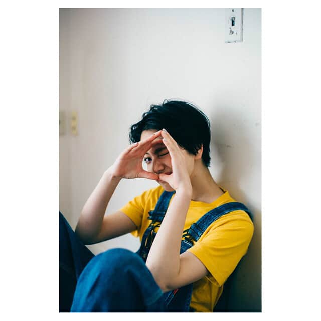 小松菜奈さんのインスタグラム写真 - (小松菜奈Instagram)「mina 📙 #ミニオン感」5月18日 22時20分 - konichan7