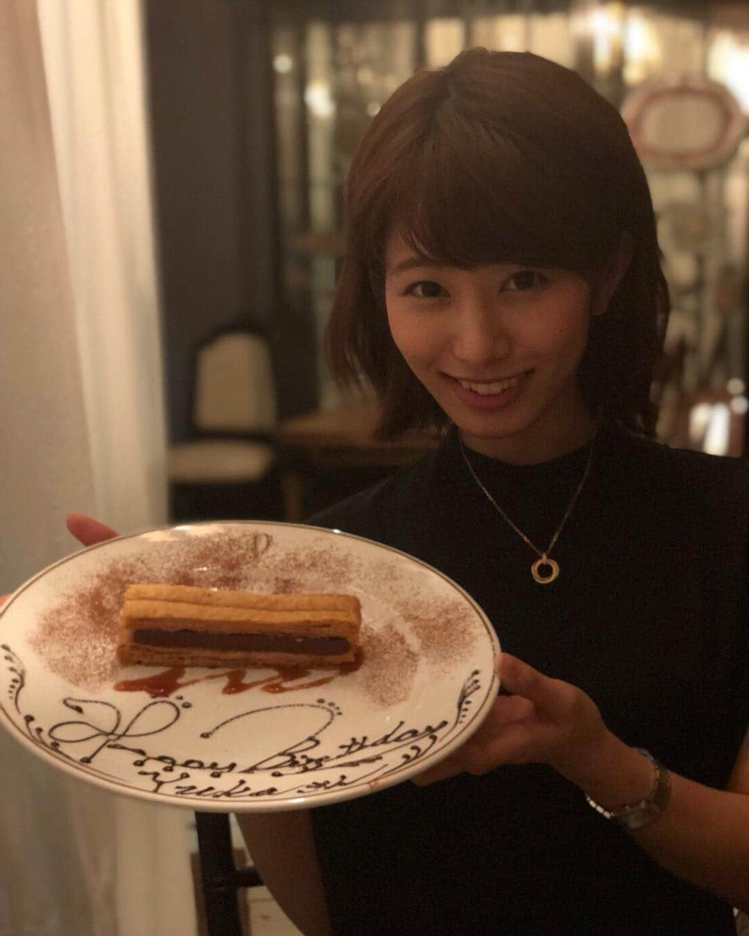 海老原優香さんのインスタグラム写真 - (海老原優香Instagram)「とても素敵な時間💓  美味しいご飯を食べて、 お誕生日をお祝いしてもらいました🎂✨ ＊ #birthday #ありがとう」5月19日 21時15分 - ebioffi