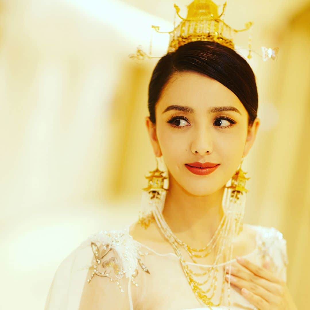 トン・リーヤー（Tong Liya）のインスタグラム：「Tiantan goddess—tongliya」