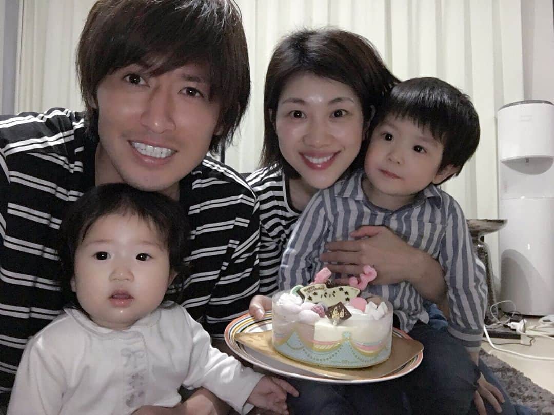 増嶋竜也のインスタグラム：「家族にお祝いしてもらいました  #33歳 #家族に感謝 #ありがとう #明日からまた頑張ろう」