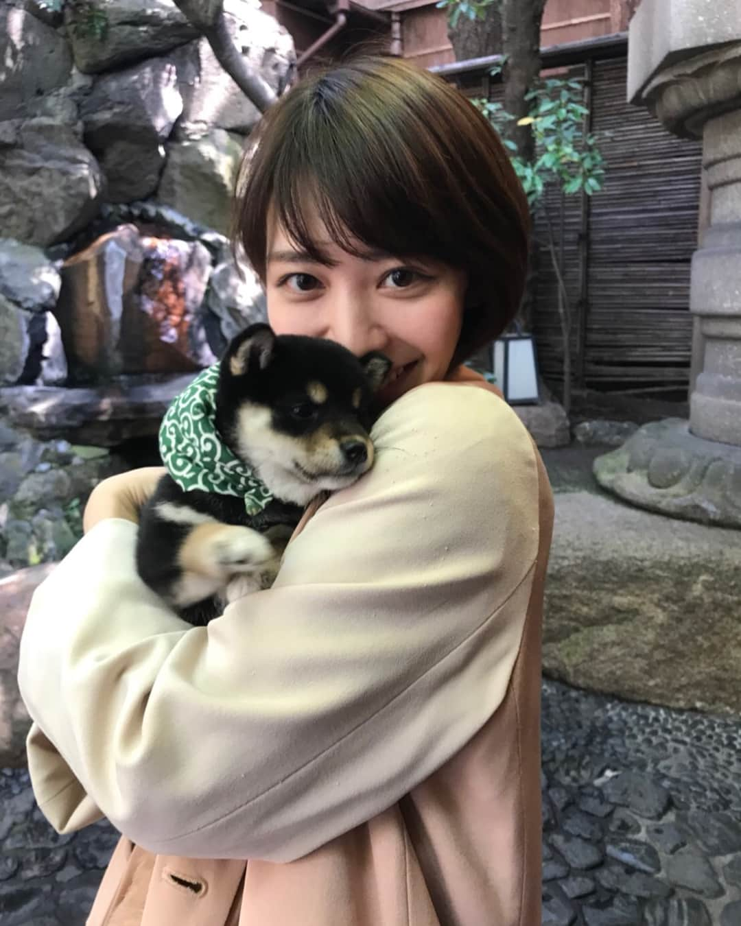 吉谷彩子さんのインスタグラム写真 - (吉谷彩子Instagram)「いつか載せよう、載せようと思って結構たっちゃったけど、 和風総本家の時の、豆助😂 まーーーーー、本当可愛い！！ 犬猫動物好きの私にはたまらんでした😭✨ 持って帰りたかったなぁ、豆助☺️ #和風総本家#豆助」4月26日 15時04分 - ayako_yoshitani