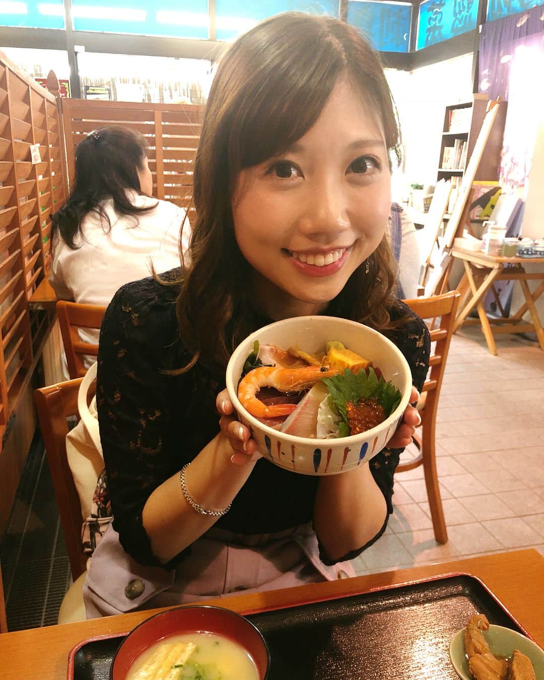 黒田菜月のグルメインスタ