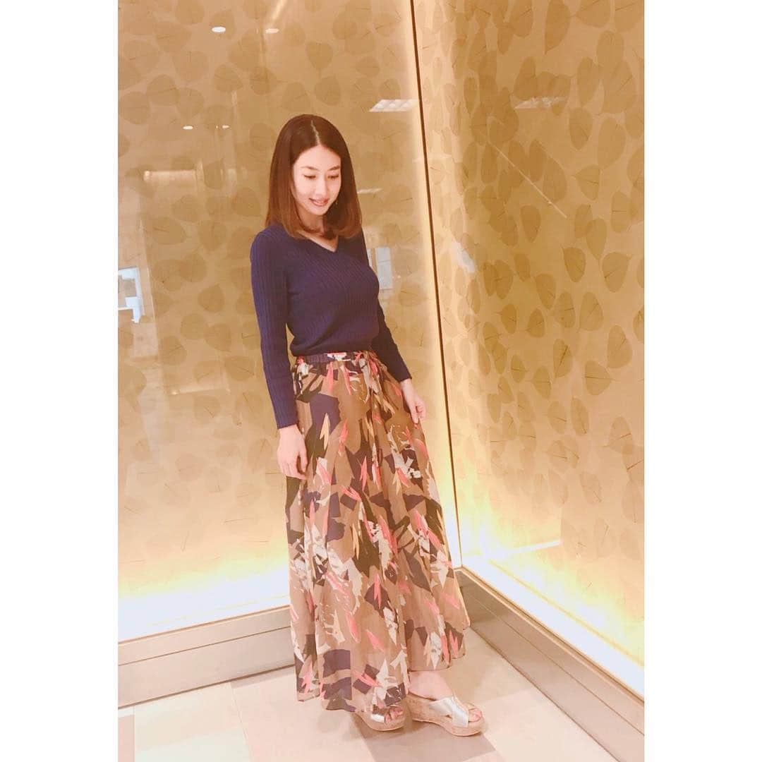 小林恵美のインスタグラム：「💗💗💗 #衣装 #coutulife  #LaLaLuxe」