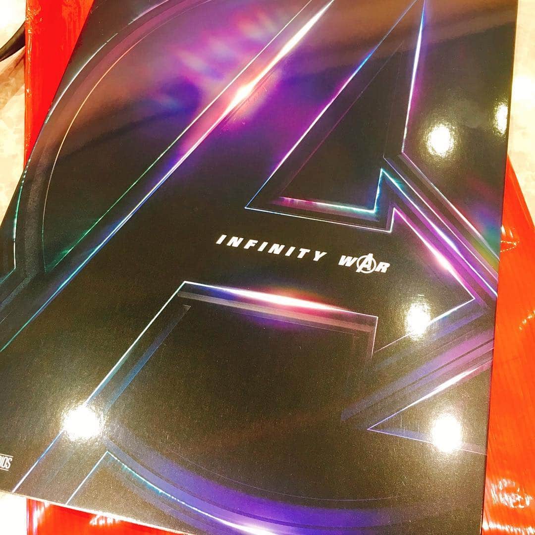 椿姫彩菜のインスタグラム：「#infinitywar #avengers #marvel #fastestcreening  LOVE MARVEL LOVE WANDA」