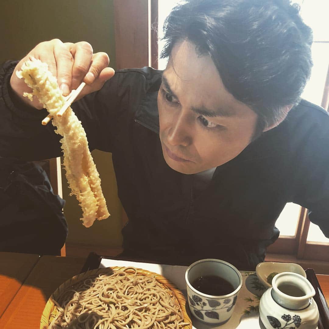 安田顕さんのインスタグラム写真 - (安田顕Instagram)「お昼にいただいた、穴子。 今日もセッセと、セ、撮影。 #正義のセ 水曜よる10時。 #日テレ」4月27日 21時21分 - yasu_da_ken