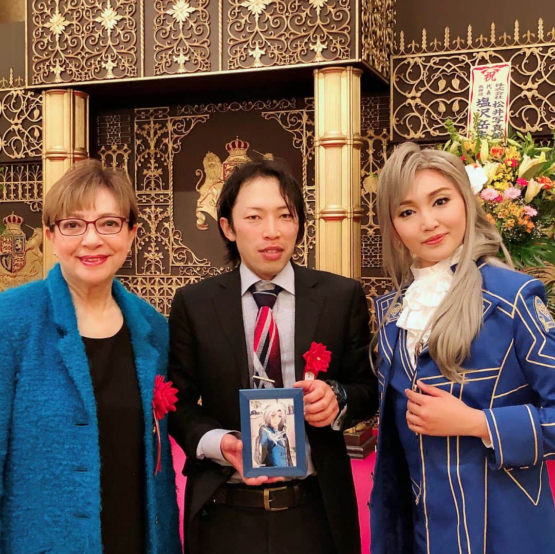 鳳真由のグルメインスタ