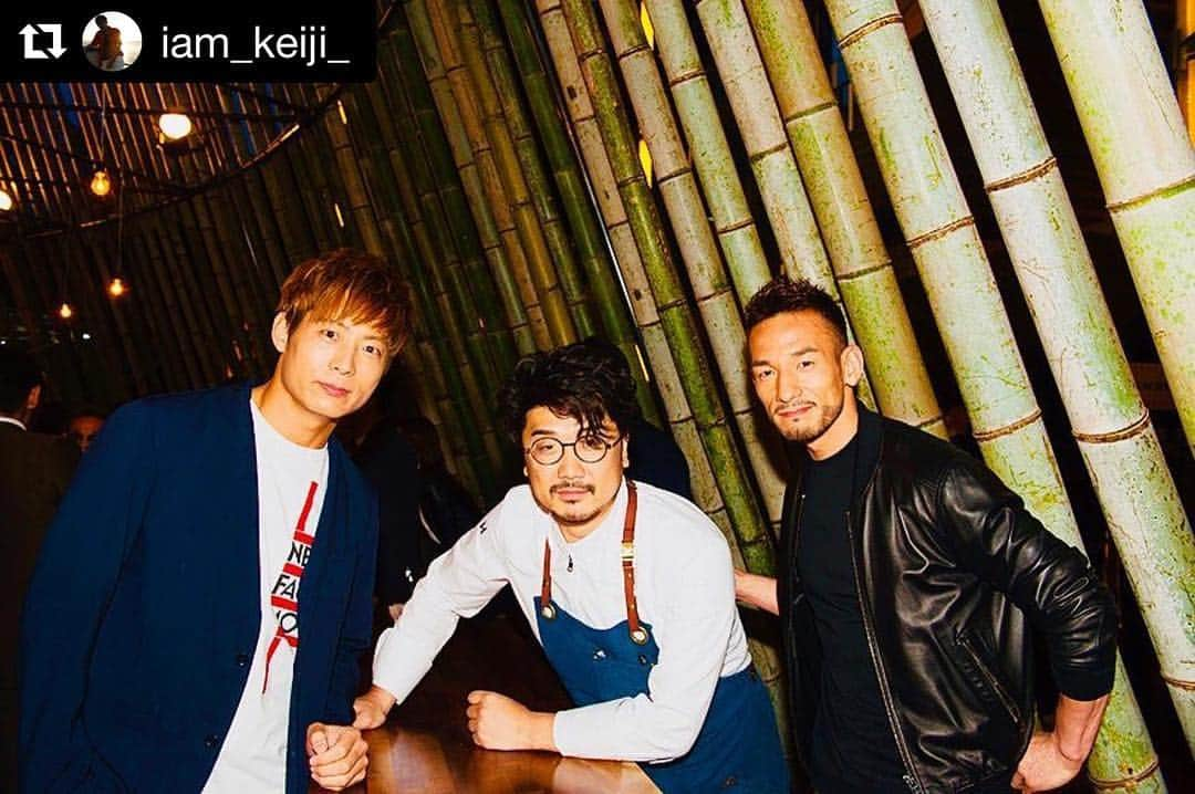 月刊EXILEさんのインスタグラム写真 - (月刊EXILEInstagram)「#Repost @iam_keiji_ with @get_repost ・・・ #手島竜司 さん #PAGES (パージュ) #中田英寿 さん パリ16区の凱旋門に程近い場所にある手島竜司シェフのレストラン の味が今回#六本木 の #CRAFTSAKEWEEK の 会場で味わえます✨  http://www.travelnomemo.com/entry/pages」4月28日 19時27分 - exile_magazine