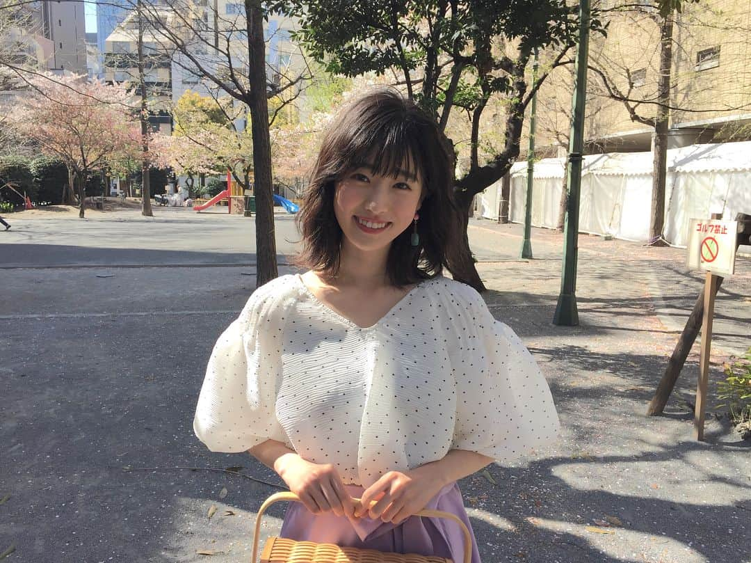 髙橋ひかるさんのインスタグラム写真 - (髙橋ひかるInstagram)「春を感じる撮影🌸🌼🌸🌼 GWいかがお過ごしですか？ byマネージャー  #髙橋ひかる #JUNON6月号 #オフショット #ポカポカ陽気」4月28日 21時46分 - hikaru_takahashi_official