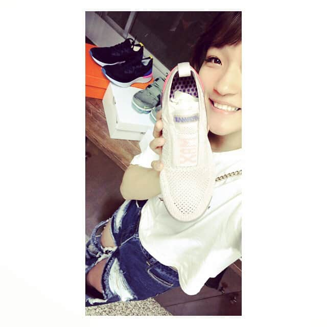 RENA（久保田玲奈）さんのインスタグラム写真 - (RENA（久保田玲奈）Instagram)「‪NIKEさんから‬ ‪たくさんシューズが‥🖤🖤🖤‬ ‪いーっぱい走るぞー！！‬ ‪#NIKE #nikejapan #nikewomen ‬」4月28日 23時39分 - sb_rena