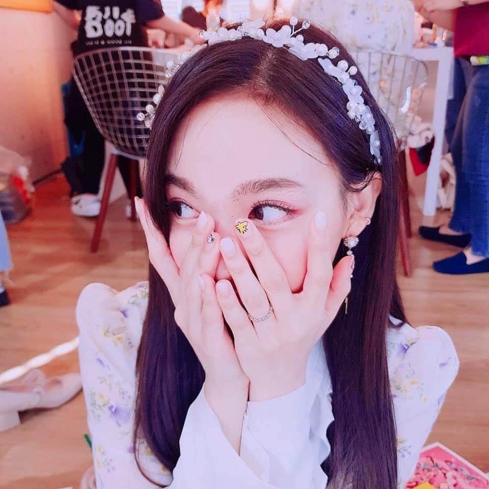 ナヨンさんのインスタグラム写真 - (ナヨンInstagram)「How is your sunday going ? 😁」4月29日 14時49分 - twicenayeon