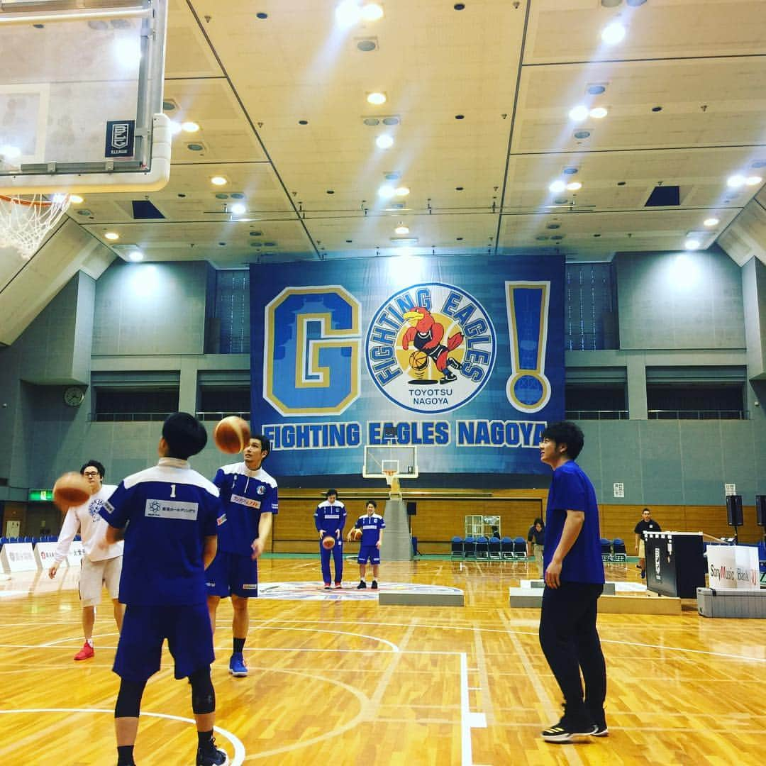 川辺泰三さんのインスタグラム写真 - (川辺泰三Instagram)「勝ち。後3つ、全部勝つ！ 今日で今シーズンの枇杷島のホームは終わり。有難う御座いました！ #FE名古屋 #感謝」4月29日 15時40分 - taizokawabe