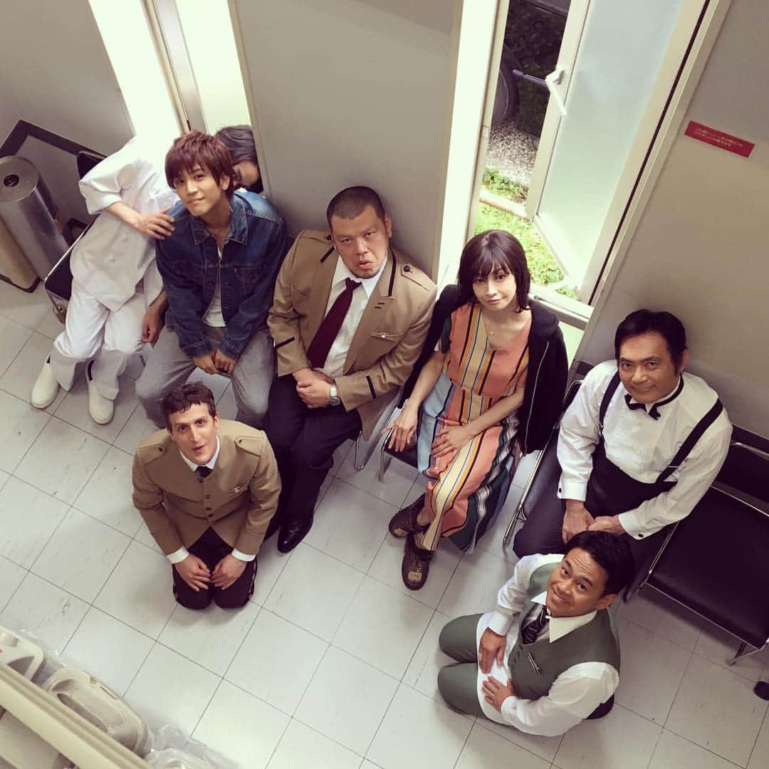 日本テレビ「崖っぷちホテル！」のインスタグラム