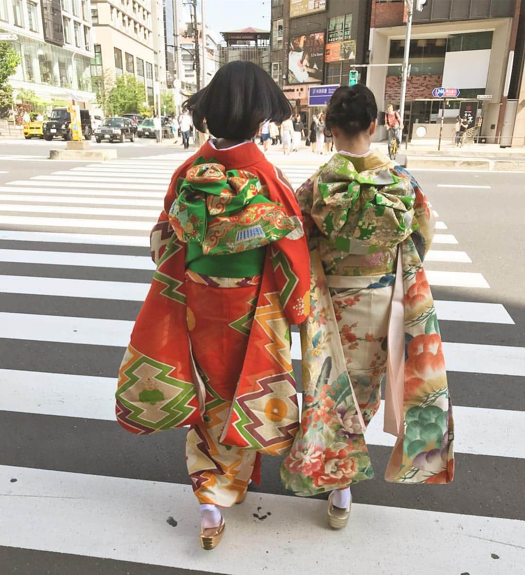 中林美和さんのインスタグラム写真 - (中林美和Instagram)「娘たち久しぶりのお着物を着て🇯🇵」4月29日 20時51分 - miwanakabayashi
