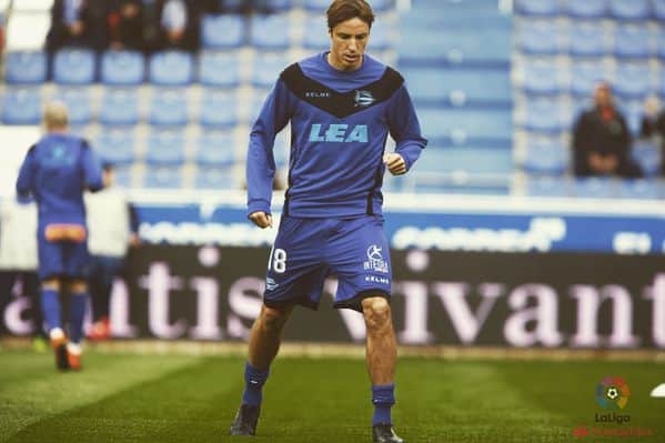 トマス・ピナのインスタグラム：「Gracias, Mendi! ⚪️🔵」