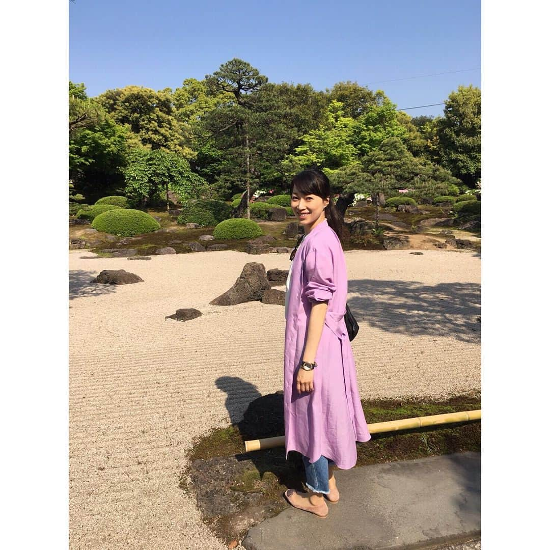 海隼人（有馬佐織）さんのインスタグラム写真 - (海隼人（有馬佐織）Instagram)「島根旅行行って来たーー✨✨✈️ 見たことないくらい沢山の牡丹に囲まれて幸せでした🤩⭐️⭐️⭐️ ・ ・ #島根#shimane#旅行#japan  #大根島#松江#由志園#晴天#和 #日本庭園#牡丹#枯山水#牡丹まつり #緑#おすすめ#いい所#いい旅 #めっちゃ綺麗だった#happy #宝塚og #元宝塚」4月30日 16時21分 - saorimahalo