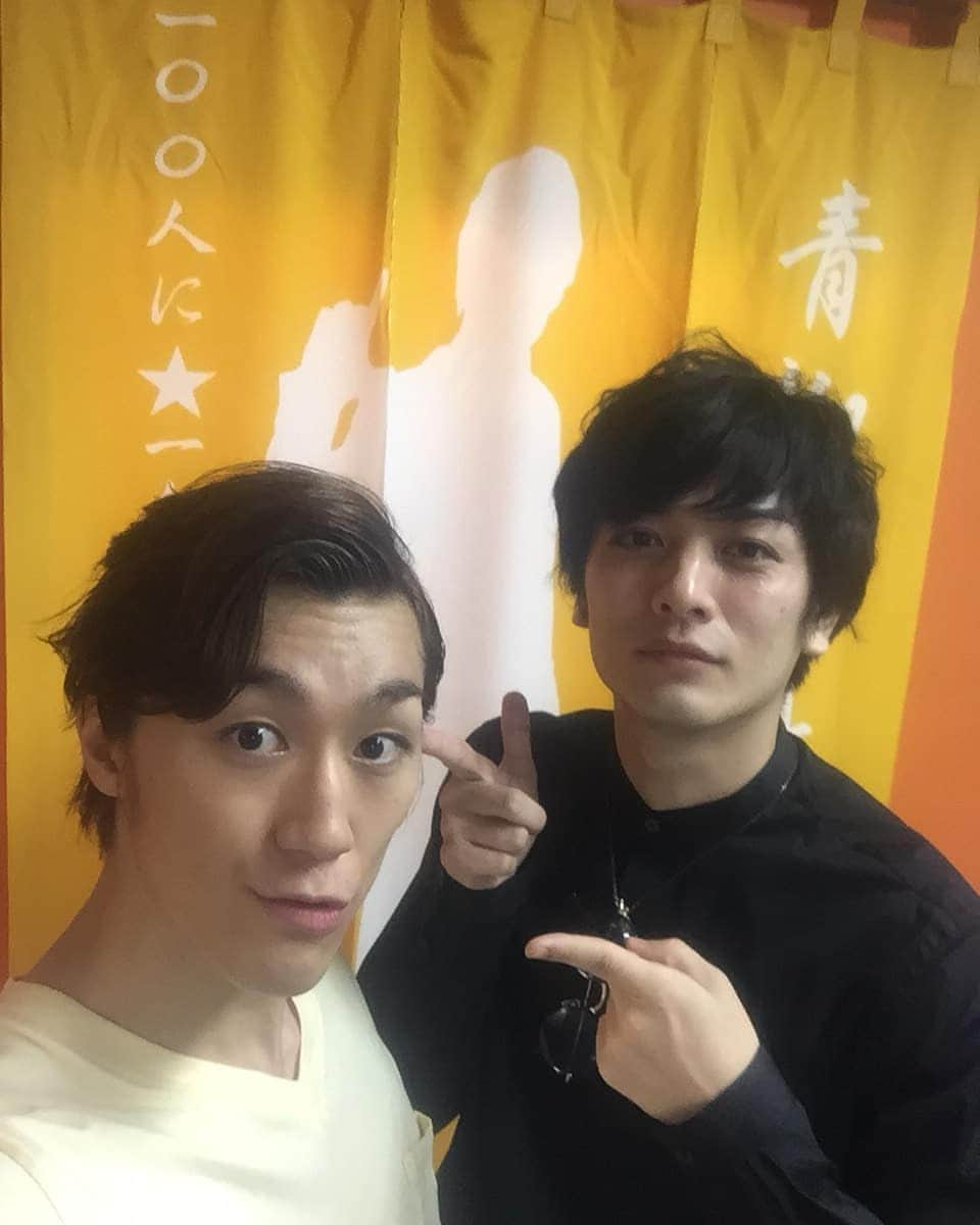 久保田悠来さんのインスタグラム写真 - (久保田悠来Instagram)「tomorrow♪ #annie #青柳塁斗 #ruitoaoyagi #久保田悠来 #yukikubota #musical」4月30日 10時16分 - yuki_kubota.0615