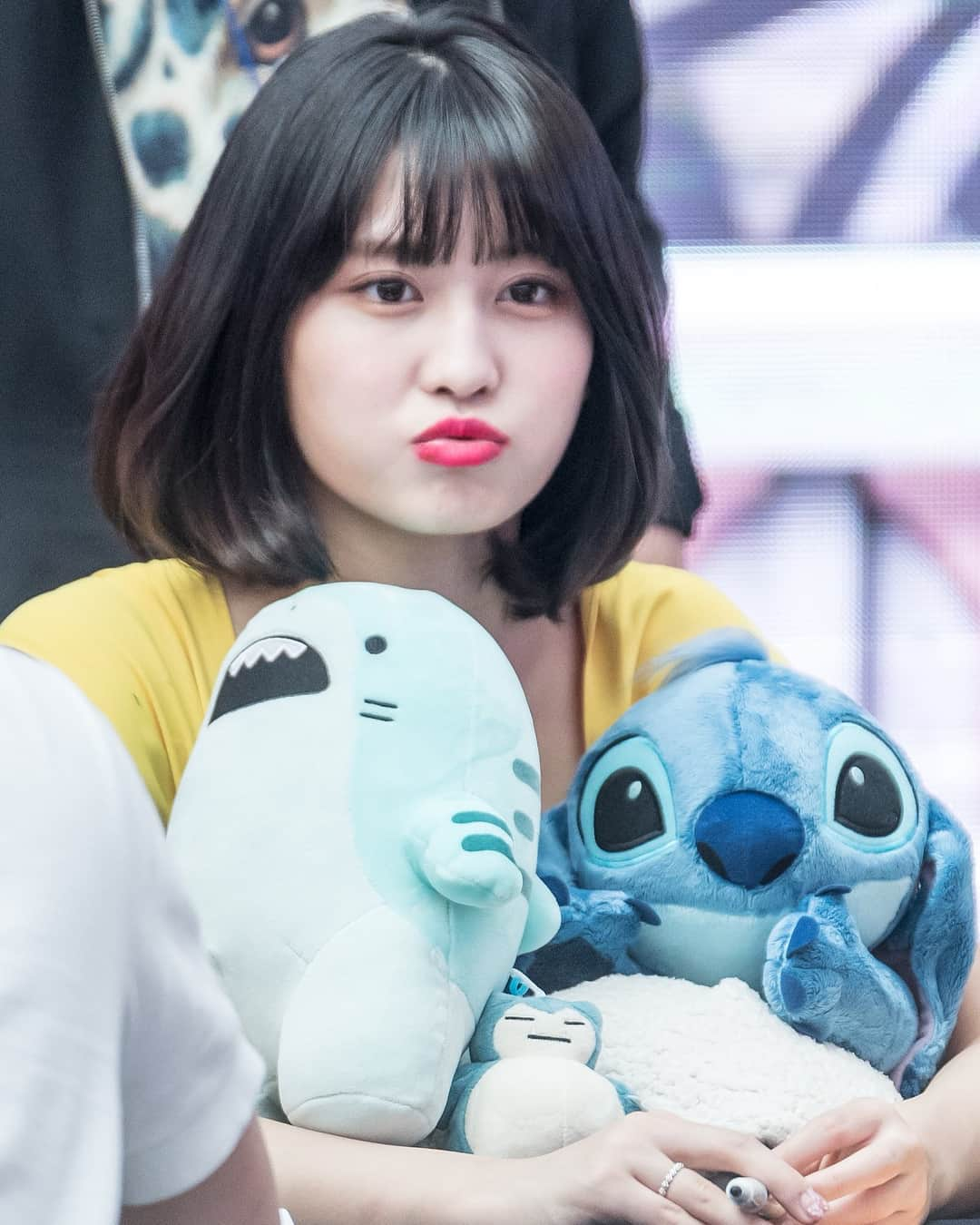 モモさんのインスタグラム写真 - (モモInstagram)「[Fantaken] #모모 - 180429 Goyang Fansign Event | © - twiceonceland, mooguring, yankey, g_magnifica  #트와이스 #모모 #平井もも #もも #TWICE」4月30日 18時19分 - momojype