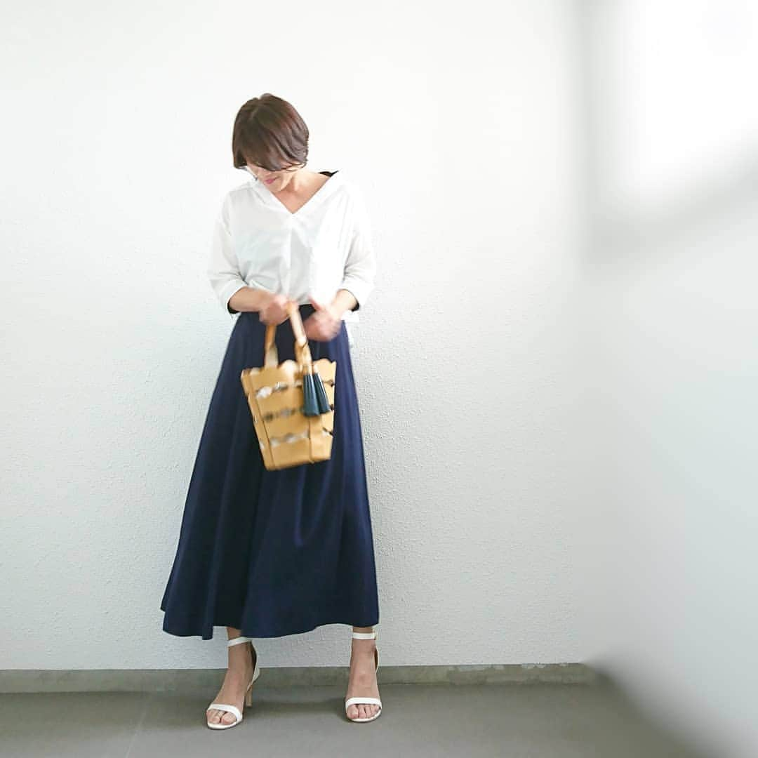 naoyou2006さんのインスタグラム写真 - (naoyou2006Instagram)「. . ネイビー×ホワイトの 爽やかコーデ . . #instacode#coordinate#outfit #instafashion#jferry #instagood#ponte_fashion #Instagrammy  #kaumo#kaumo_fashion #gu#gumania #locari#KURASHIRU #snapgram_jp#ootd_kob #スナップミー」4月30日 21時15分 - naoyou2006