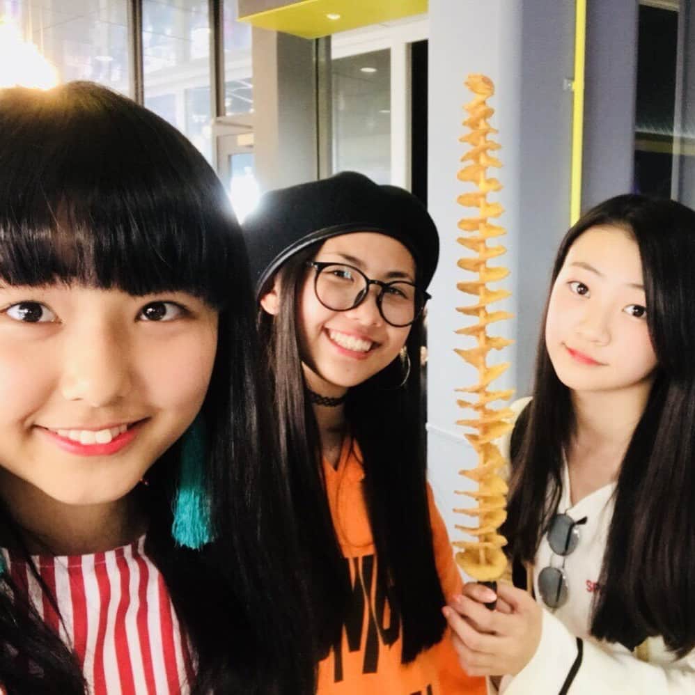 TEENAGERSのインスタグラム：「日本一長いスイーツ&食べもの🌈 https://youtu.be/H4ks5Yg_GU4 ＊ #longlongerlongest  #YouTuber #TEENAGERSjapan #TEENAGERSTOKYO #TEENAGERSOSAKA #jc #jk」