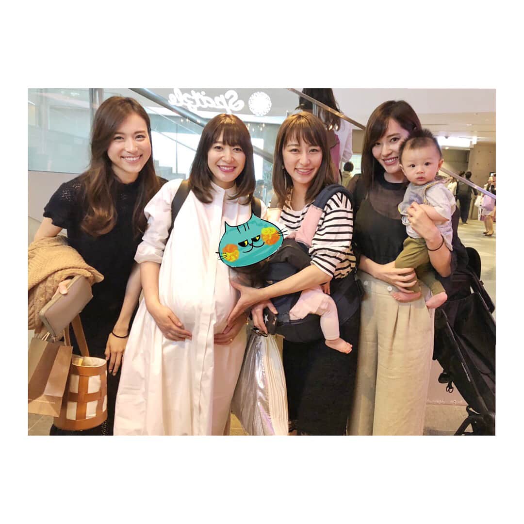 吉田明世さんのインスタグラム写真 - (吉田明世Instagram)「みんなに会えた日☻ みんなそれぞれ 母になり妻になり 時の流れを感じました #５月スタート」5月1日 11時16分 - akiyo0414