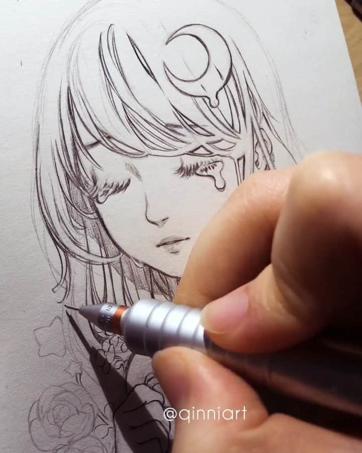 Qing Hanのインスタグラム：「✏️🌸 Just a bit of a process from a drawing I did while hospitalized. Debated with myself if I should post this or not but since I got nothing else...haha... I'm working on a book cover right now when I'm not resting (and I rest a lot lol) so I don't have anything to show yet, sorry XD~ Music: Junichi Kamiyama - poetry of wind Pencil- platinum Japan pro-use 3, but the tip bends easily so if you drop it, it may break...not sure if recommend? Lol」