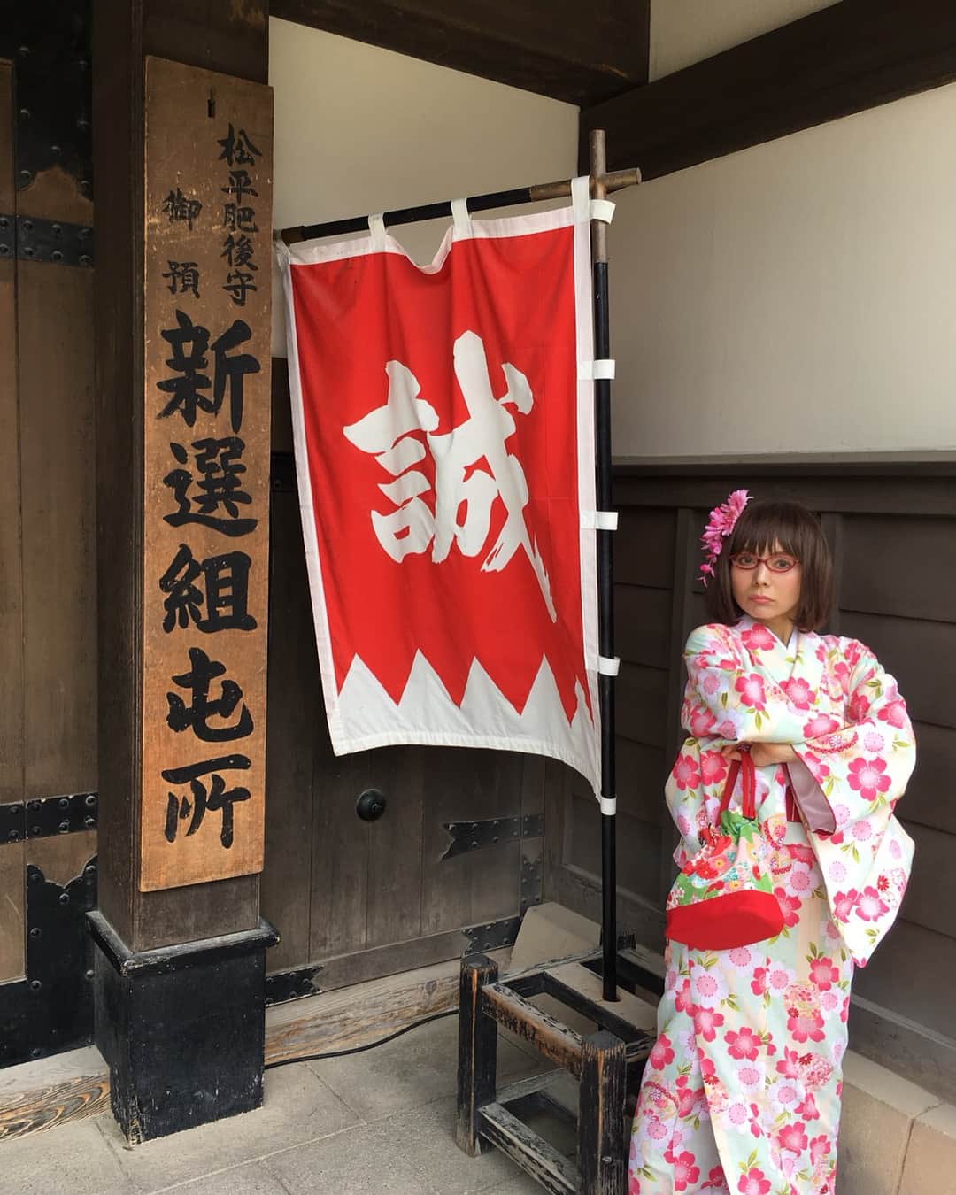 木部さんさんのインスタグラム写真 - (木部さんInstagram)「京都2日目は太秦映画村に行きましたよーーー！！！📽🎬🎞⚔✨ #京都 #kyoto #はんなり #太秦映画村 #kimonogirl #侍 #timetravel」5月3日 17時41分 - kibe_dayo