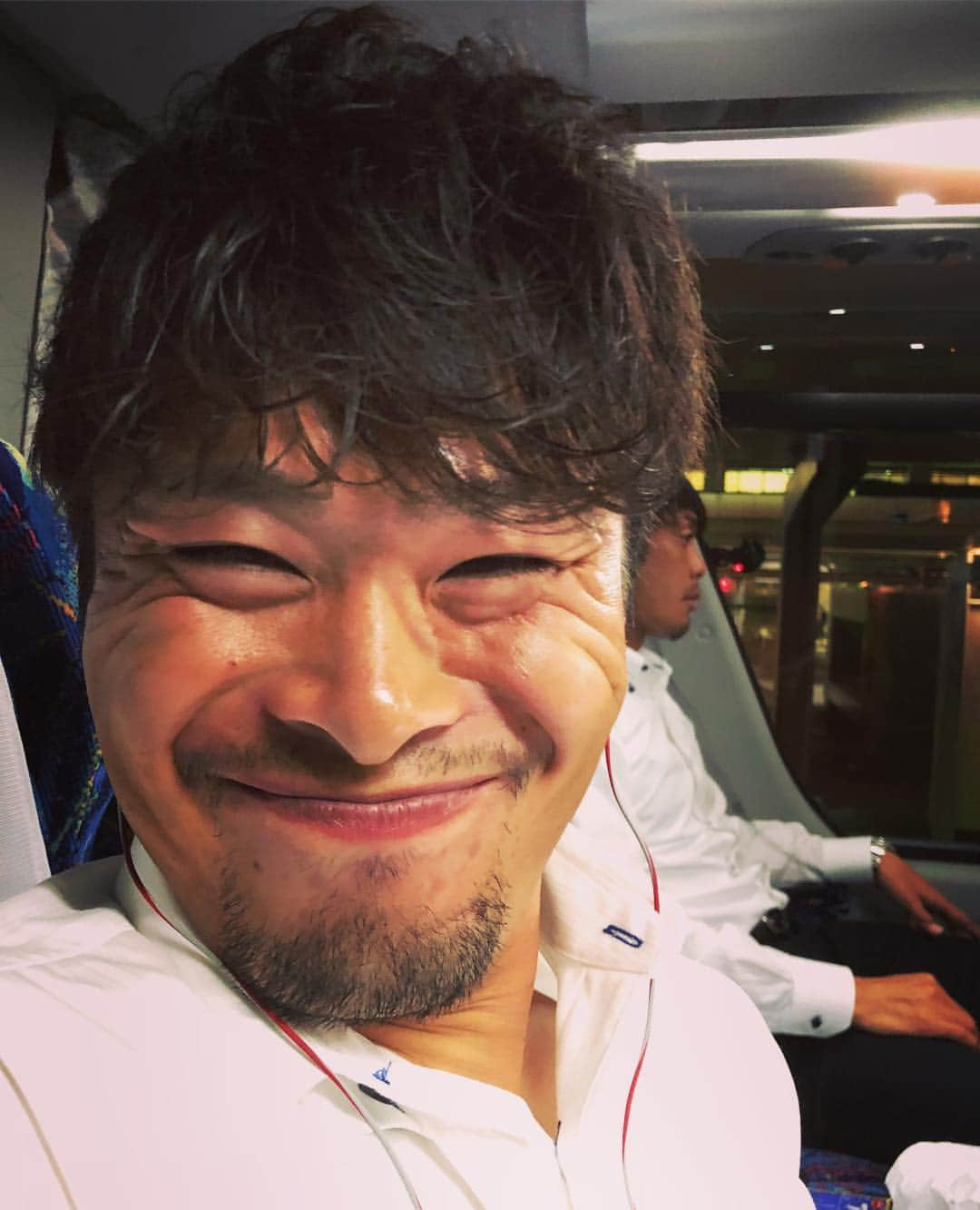 大前元紀さんのインスタグラム写真 - (大前元紀Instagram)「3連勝‼︎ 中2日だけど頑張るって‼︎ #ほぼ黒目#先輩はつかれてるのかな#富山貴光#三門雄大#大宮アルディージャ#大分トリニータ#鼻#下に↓」5月3日 21時12分 - genki_omae10