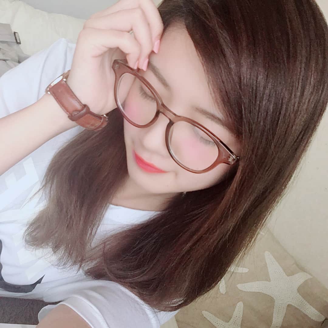 中山星香さんのインスタグラム写真 - (中山星香Instagram)「💄♡👓」5月3日 21時56分 - seika0705n