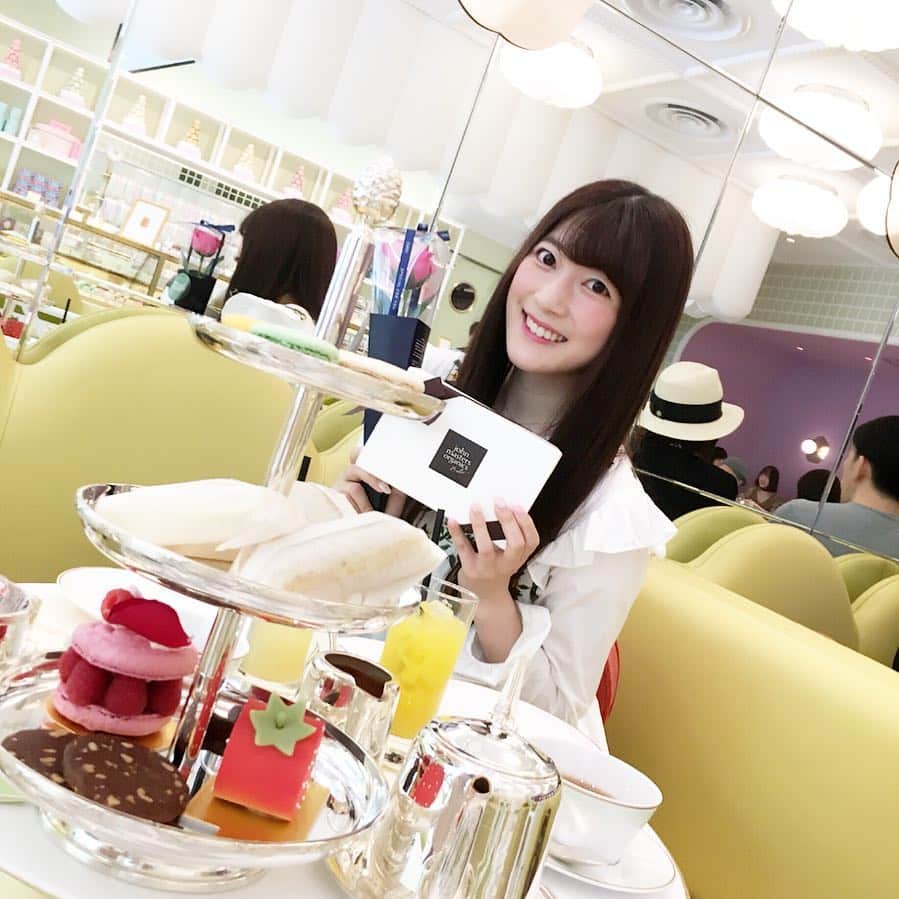 小泉里奈のグルメインスタ