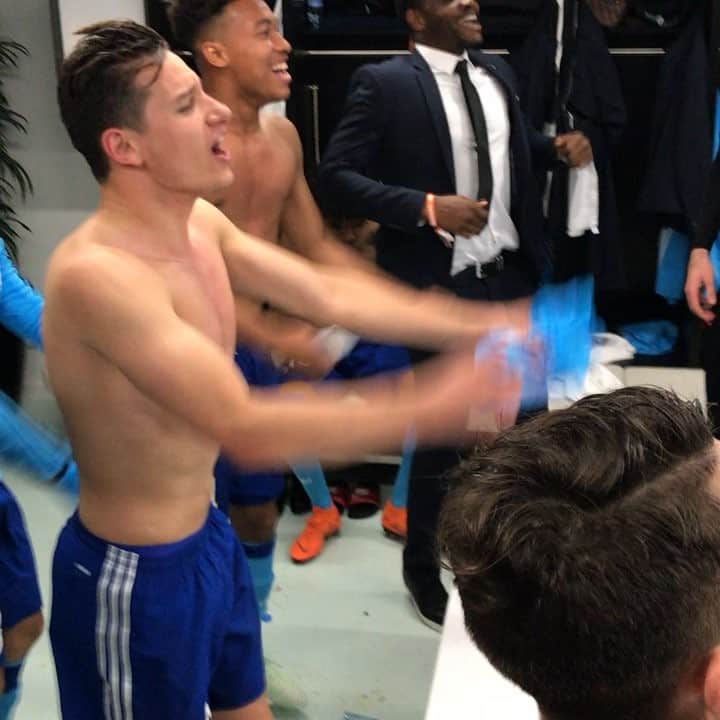 グレゴリー・セルティッチのインスタグラム：「Une famille @olympiquedemarseille #finale 🤩🤩🤩🤩🤩🤩🤩🤩🤩」