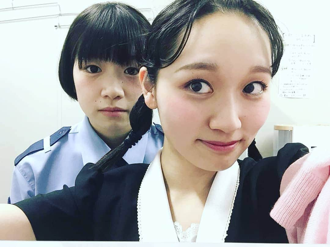 松浦景子さんのインスタグラム写真 - (松浦景子Instagram)「本日も4回公演✨ ありがとうございます🙇  5/7まで！よしもと西梅田劇場🎀  学生は2500円で観れますよ💕  清水けんじさん週です。 『おしみさん』ていう大暴れお婆さんなのよ。  あたすは、、、みての、お楽ちみ😘💋 かもん！ごーるでんうぃーくあっとにしうめだ！  #吉本新喜劇#よしもと新喜劇#吉本#新喜劇 #よしもと西梅田劇場#学生割引#学生割#学生料金 #梅田#西梅田#大阪#大阪駅前 #umeda#nishiumeda#osaka #松浦景子#葛原亜依 #同期#同期女子#尼崎娘#尼娘#岡山娘 #三つ編み#三つ編み女子#三つ編み娘#清水けんじ#金の卵8個目」5月4日 15時09分 - pinkpinks13