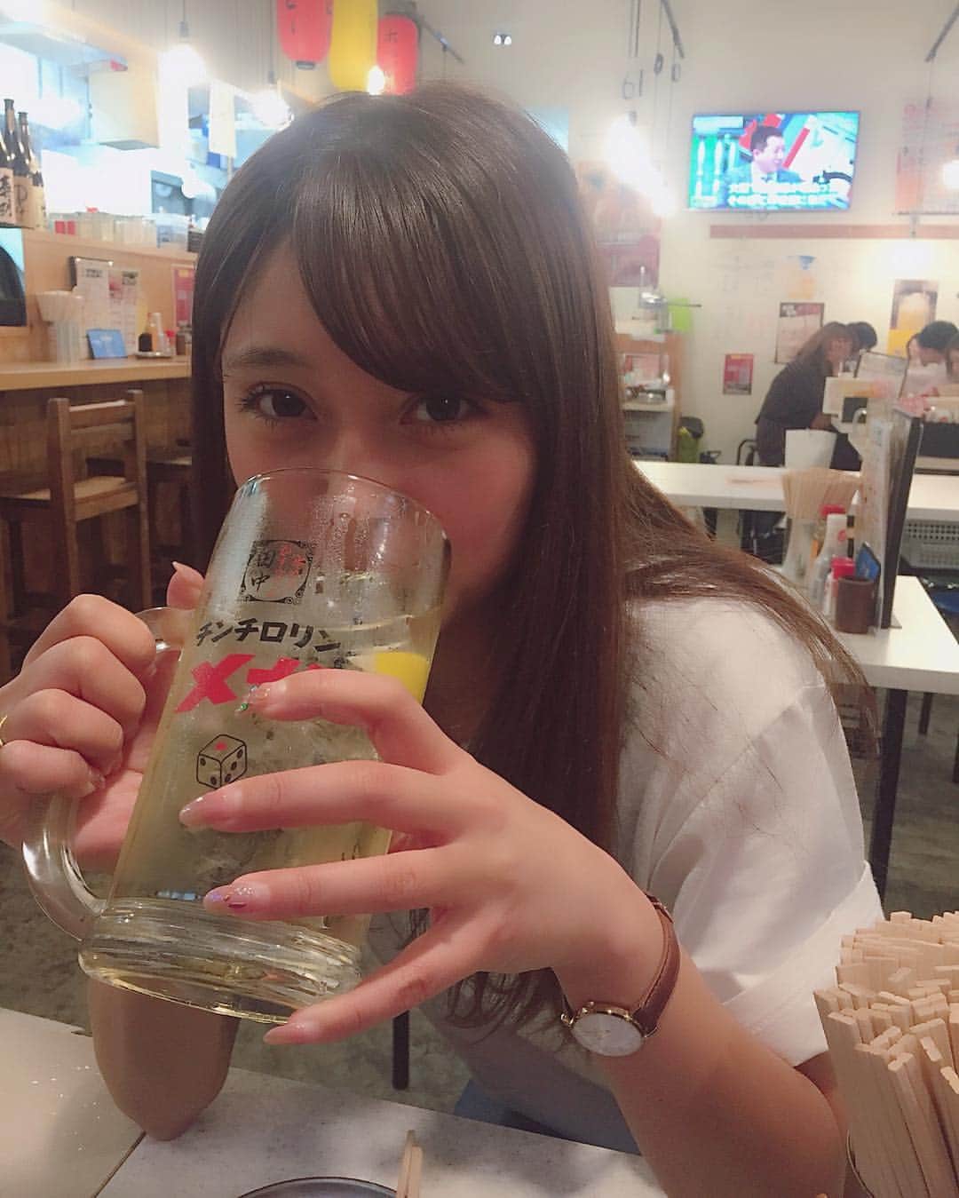 のインスタグラム：「チンチロリンでメガ #串カツ田中 #チンチロリン #ハイボール #メガ」