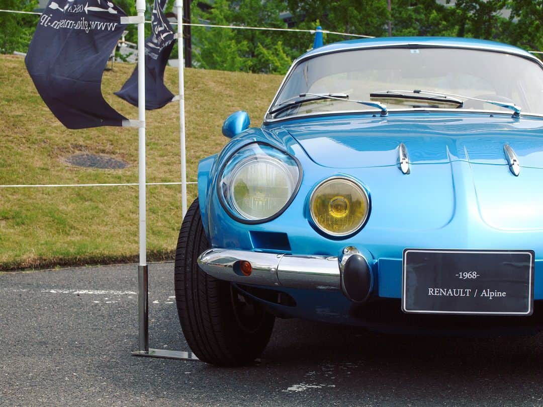 GLIONMUSEUM（ジーライオンミュージアム）さんのインスタグラム写真 - (GLIONMUSEUM（ジーライオンミュージアム）Instagram)「2018/05/04﻿ ﻿ Renault Alpine A110 ﻿ ルノー アルピーヌ A110﻿ 1968﻿ ﻿ 昨日今日、そして明日と大阪ATCホールでのトミカ博にアルピーヌを出展しております！﻿ ﻿ ゴールデンウィークにトミカ博にお越しの方は、ぜひジーライオンミュージアムのブースへも足をお運びいただいて、一緒にお写真をお撮りくださいませ！﻿ ﻿ #トミカ博﻿ #renault﻿ #renaultalpine﻿ #alpine﻿ #アルピーヌ﻿ #クラシックカー﻿ #a110﻿ #ジーライオンミュージアム﻿ #glionmuseum」5月4日 18時48分 - glionmuseum