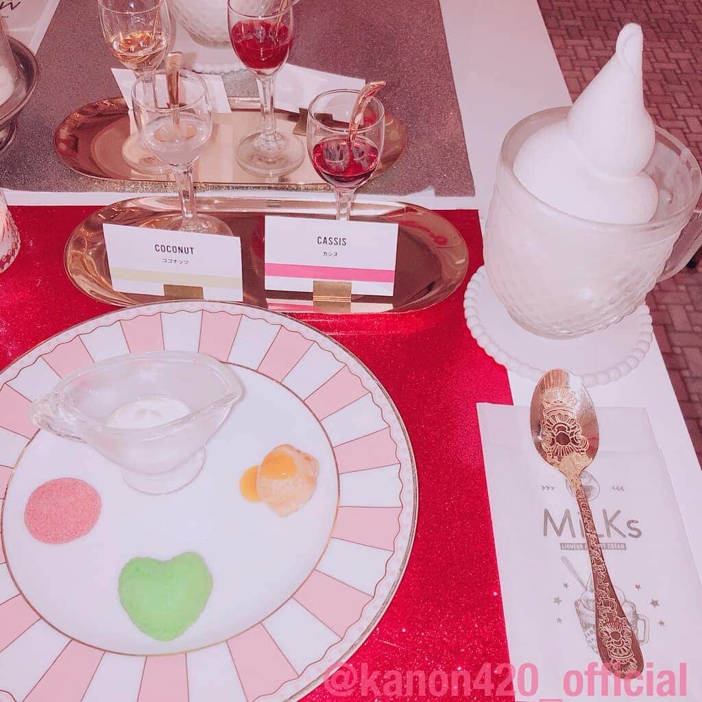 香音さんのインスタグラム写真 - (香音Instagram)「* MiLKs...♡🥛 . . 好きなシロップをかけて食べるのです♡ . #MiLKs  #icecream」5月4日 19時05分 - kanon420_official