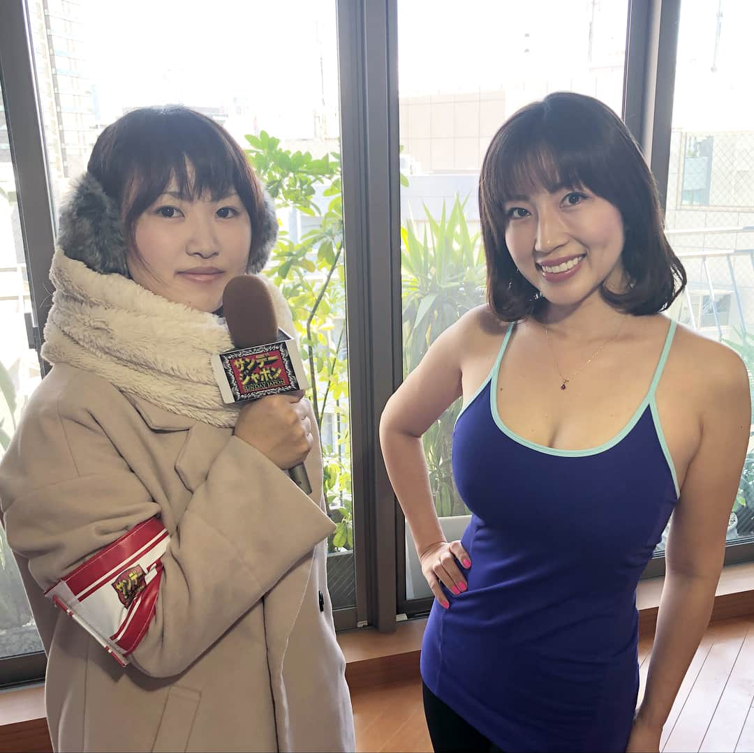 庄司ゆうこさんのインスタグラム写真 - (庄司ゆうこInstagram)「今日は朝からサンデージャポンの取材！二週連続出演させて頂くことになりました😂✨今回はまた全然違うテーマで！笑 25年間、大好きなあの方について語ります♡分かる方には分かるかな。笑 お昼はバーベキュー行って、またスタジオでレッスンという相変わらず予定詰め込みまくり😂バーベキューの写真はまたまとめてアップします🤗 今日も仕事に遊びに全力だったなぁ！！最後の写真は友達に耳ツボジュエリーしてもらったよ✨✨ #サンデージャポン#まさかの#二週連続#オファー#ポジティブスターヨガ#庄司ゆうこ#ゴールデンウィーク#仕事盛り沢山#有り難い#耳ツボジュエリー#耳ツボダイエット#5枚目の写真は#今回の報道で#来てくれた#女の子たち#予約殺到中」5月4日 21時00分 - yuko.shoji