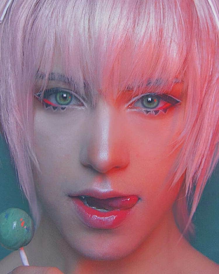 Geheさんのインスタグラム写真 - (GeheInstagram)「✨Darling!!!✨ Tried male! ZeroTwo from #DarlingInTheFranXX  because I love that turquoise+pink combo 👀 There's some highlight and lipgloss going on 🍭」5月4日 21時42分 - geheichou