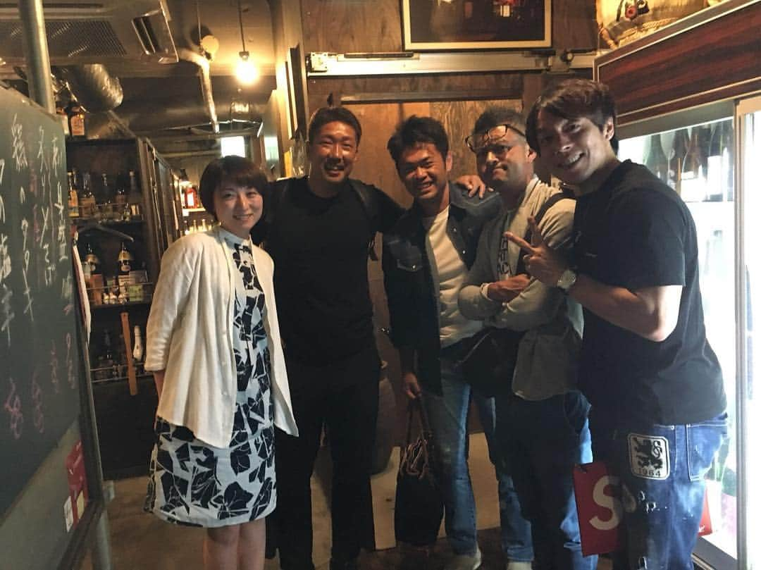 宮崎大輔さんのインスタグラム写真 - (宮崎大輔Instagram)「同級生と食事会❗️ 大分を盛り上げる^ ^ いい食事会でした‼️ #地元 #大分 #アスリート #宮崎大輔 #高松大樹 #bennu #asics」5月5日 18時04分 - daisuke7_official