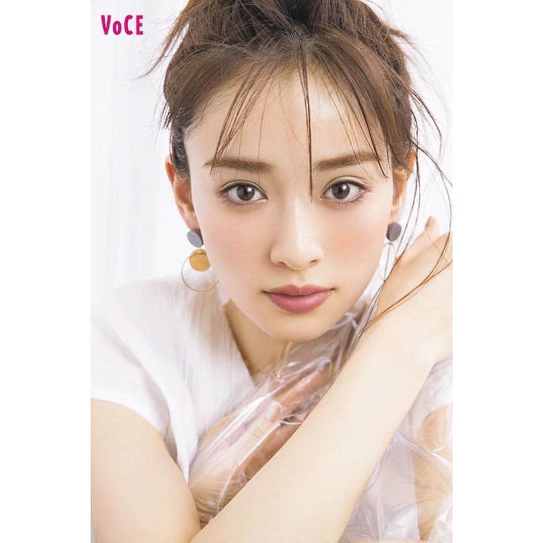 泉里香さんのインスタグラム写真 - (泉里香Instagram)「💄#Voce」5月5日 11時46分 - rika_izumi_