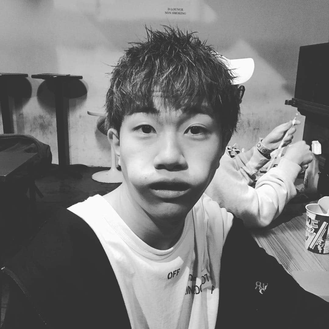 アバンティーズのインスタグラム：「じゃがりこ」