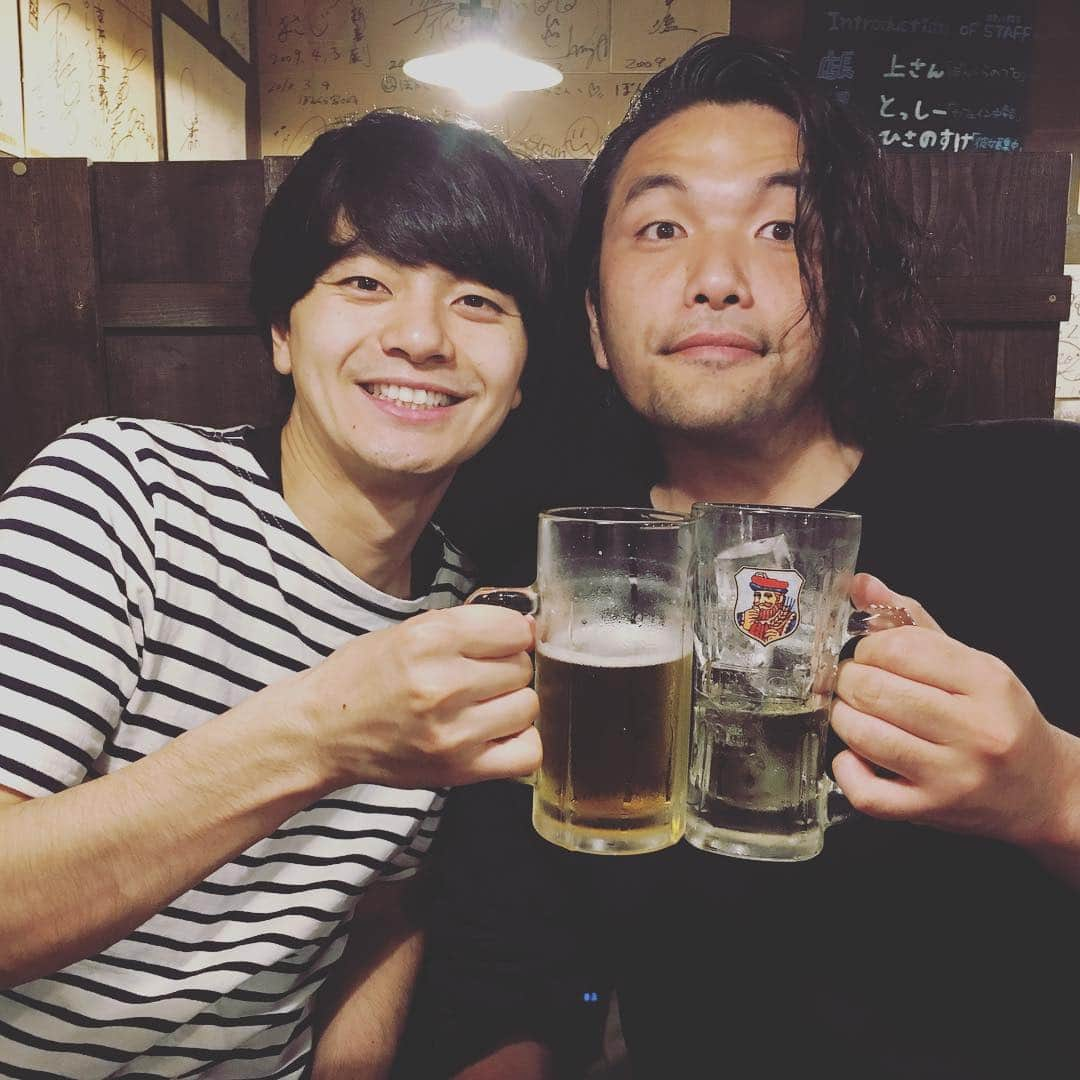 多田智佑さんのインスタグラム写真 - (多田智佑Instagram)「【今日の不幸せ】  漫才劇場終わりにもりしと河野とご飯に行った。 河野は偽物の笑顔だった。  #トット多田 #見取り図盛山 #プリマ旦那河野 #みともりちゃん #うんこくん #ニー」5月6日 1時22分 - tottotada