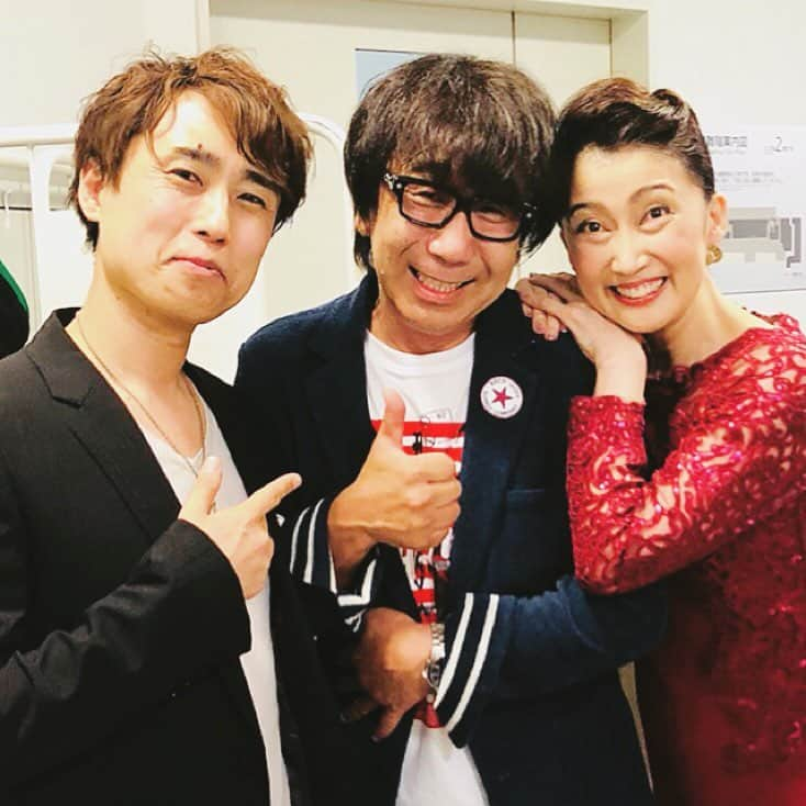 木根尚登さんのインスタグラム写真 - (木根尚登Instagram)「新雪のプリンセスでご一緒させて頂いた元宝塚の一路さんのコットンクラブでのライブにお邪魔しました。素晴らしいステージで大感動でした！隣の男性はピアノ奏者の矢吹卓さん。めちゃうまかった！なんとピアノを始めたきっかけはキャロルだそうです。嬉しい。僕も6月からの2525ツアー頑張ります！ #2525tour」5月20日 19時37分 - kinenaoto