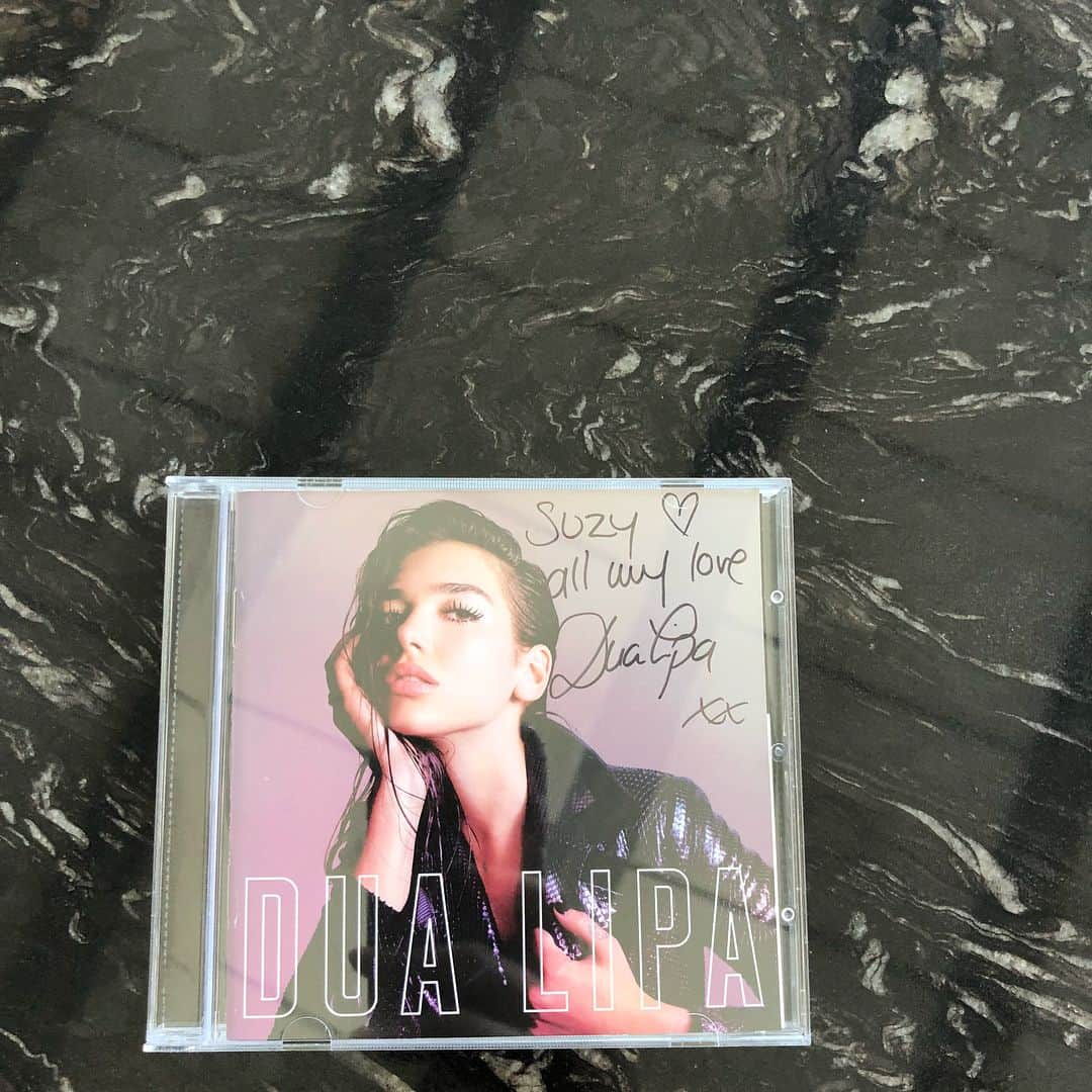 ペ・スジさんのインスタグラム写真 - (ペ・スジInstagram)「I DUA YOU..💜 @dualipa」5月6日 20時30分 - skuukzky